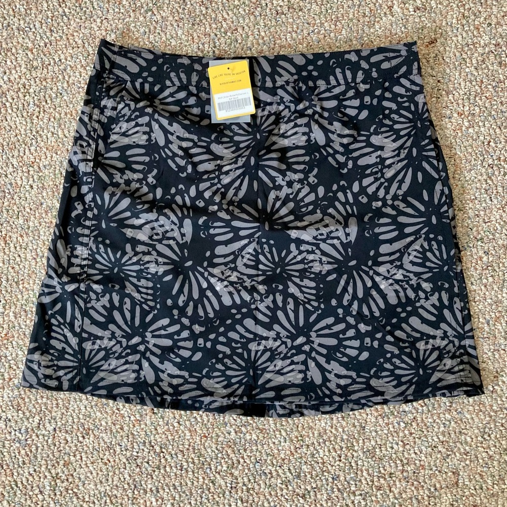 2 Piece Matching Ripskirt & Sun Scarf NWT